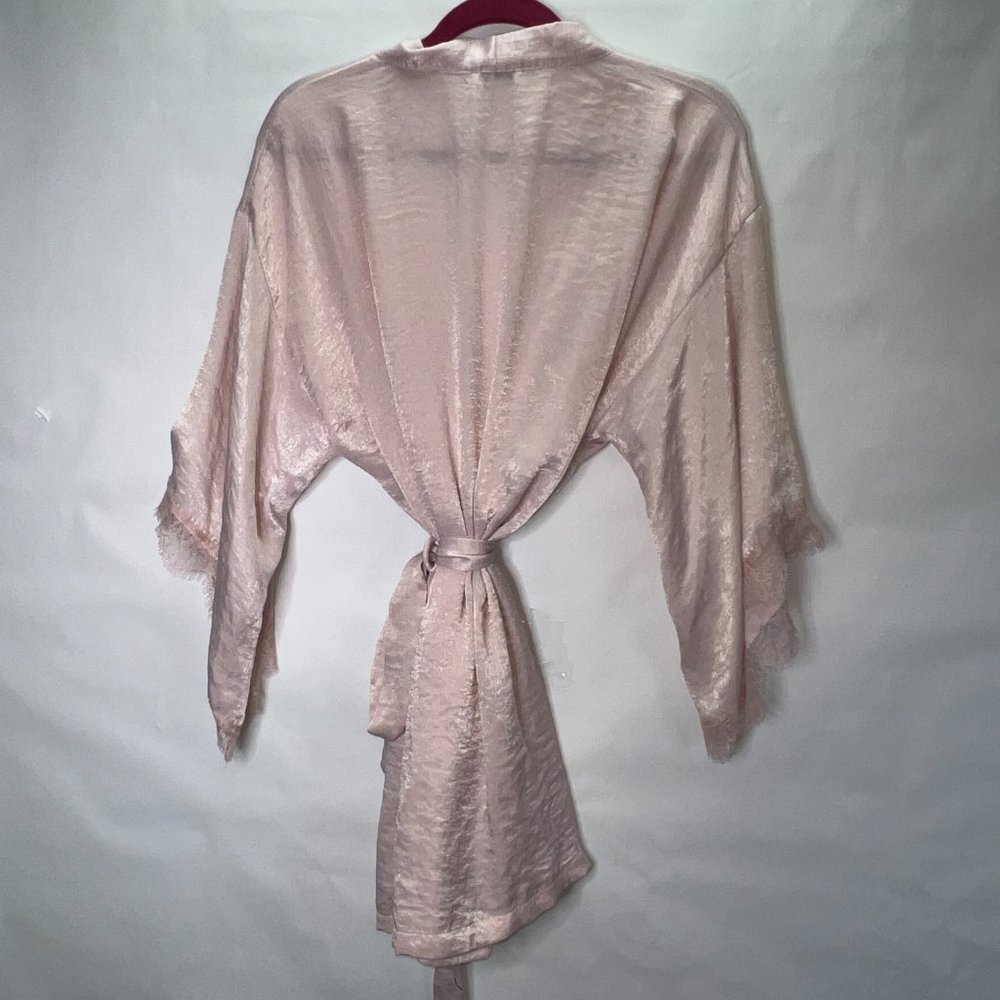In Bloom Pink Satin Robe Size M/L - Picture 5 of 7